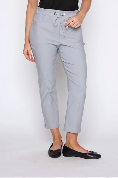 Pull on straight leg capri