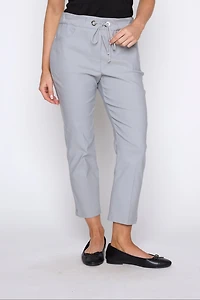Pull on straight leg capri