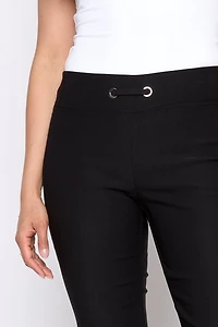 Pull on straight leg gromet detail capri