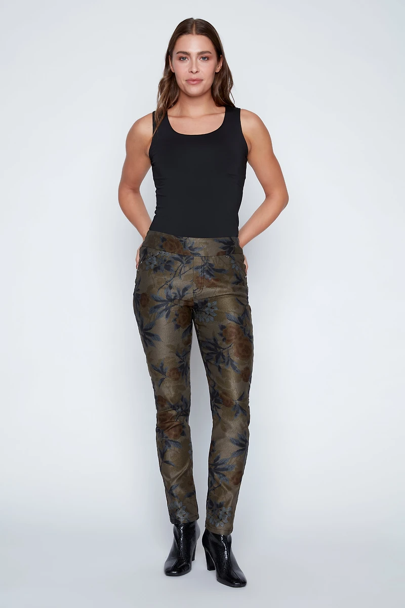 Pull on printed pant