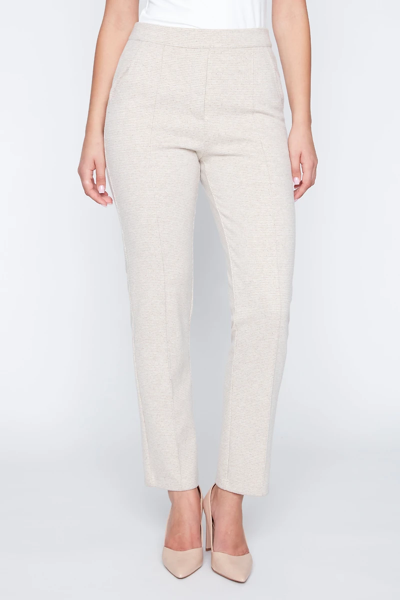 Le pantalon à carreaux enfiler