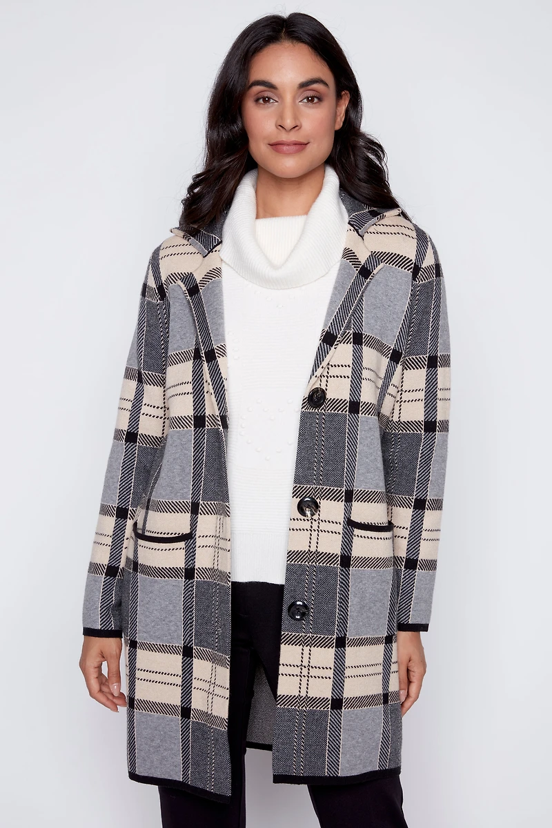 Le manteau-cardigan à carreaux