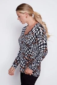 Houndstooth design sweater