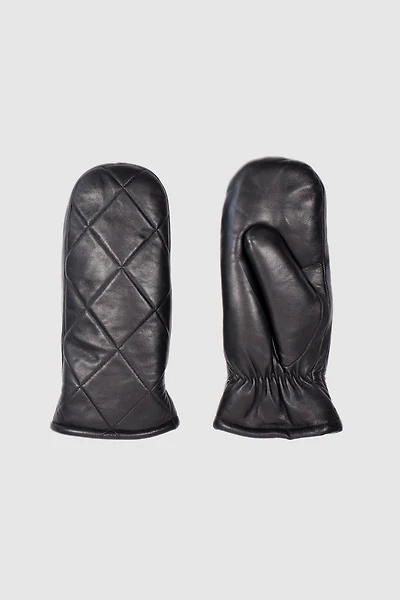 Sheep skin quilted mitten