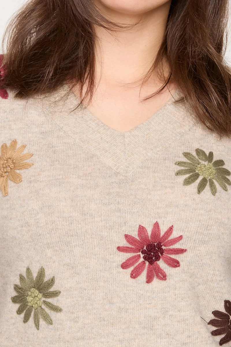 Embroidered daisy v-neck sweater