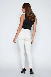 Le pantalon à enfiler coloré