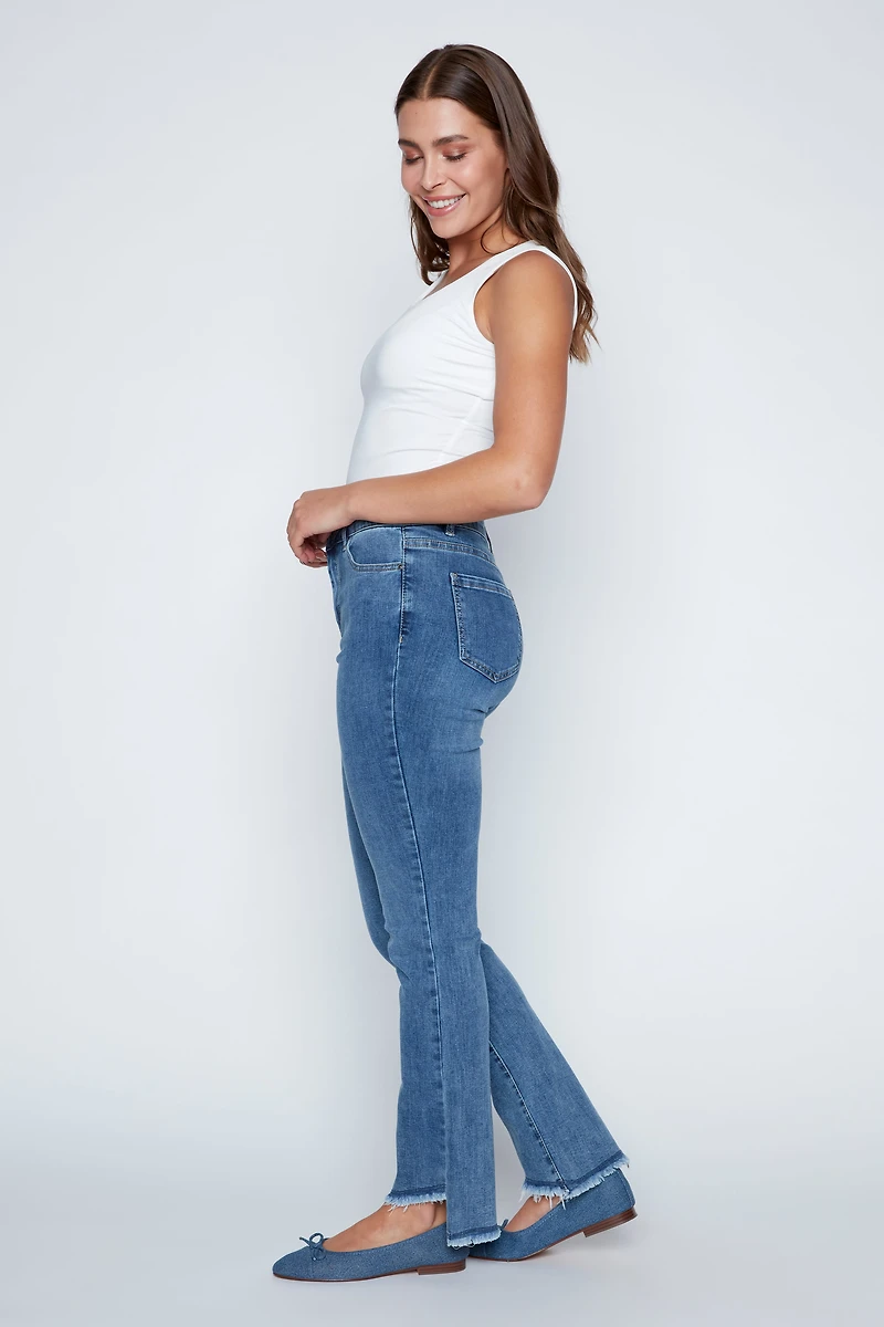 Slim leg hem detail jean