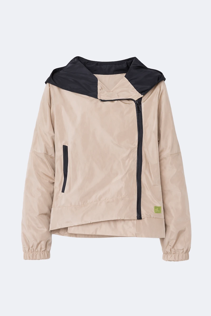 Off center zipper raincoat