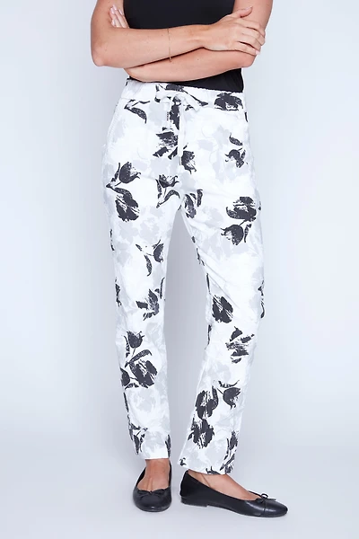 Monotone flower print crinkle pant