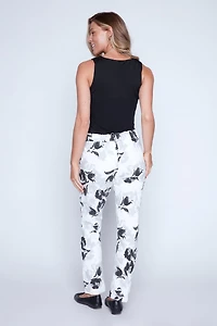Le pantalon froissé à imprimé floral monochrome