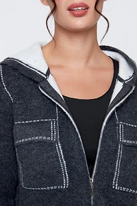 La veste en laine mélangée à points contrastés
