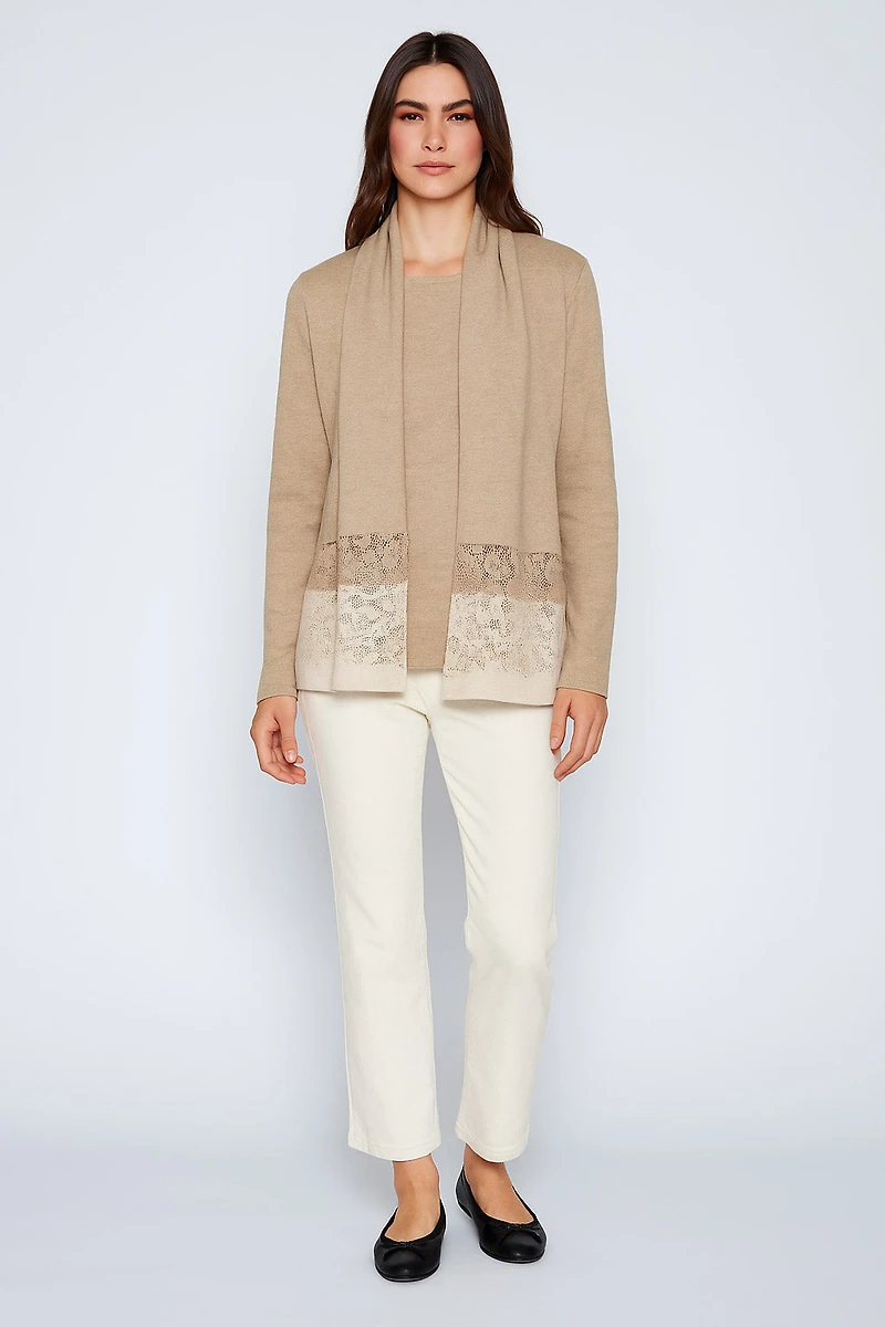 Animal border sweater with scarf