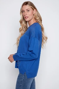 Le pull avec détails au crochet
