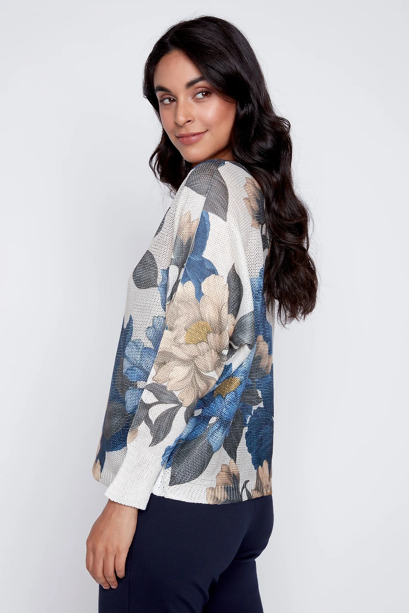 Le pull à imprimé floral