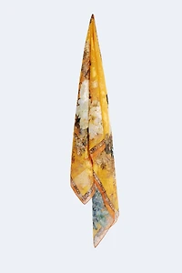 Jacquard floral design scarf with border