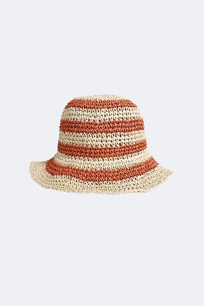 Le chapeau de soleil rayé pliable