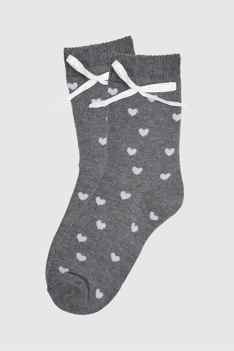 Heart design socks with bow trim