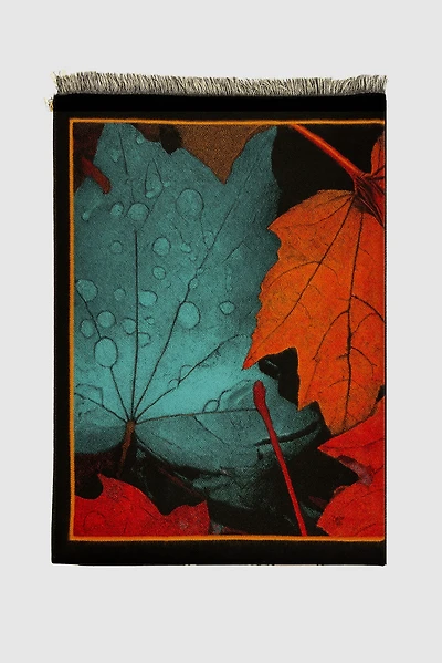 Maple leaf design scarf