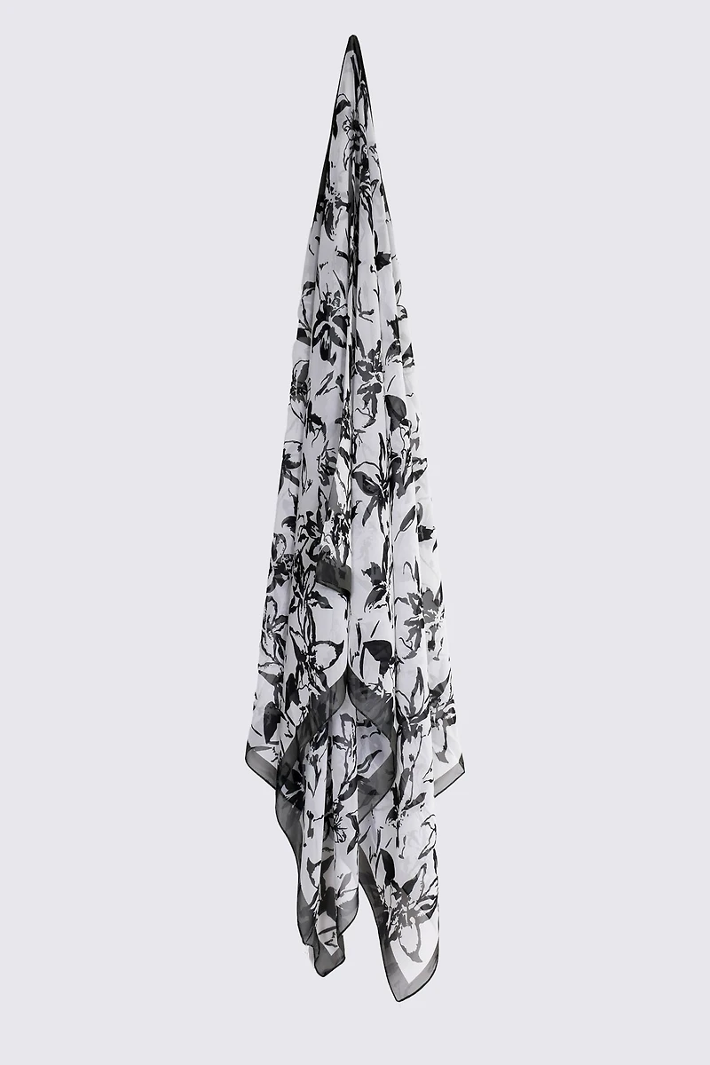 Floral scarf with border