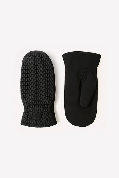 Mini braid detail mitt