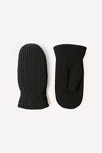 Mini braid detail mitt