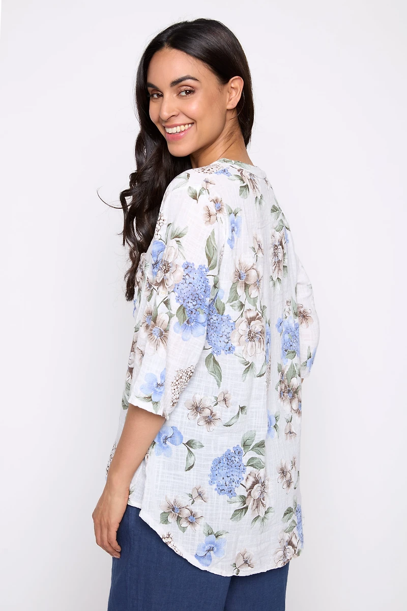 La blouse en gaze de coton à imprimé floral
