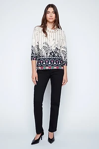 Le pull à imprimé botanique élégant