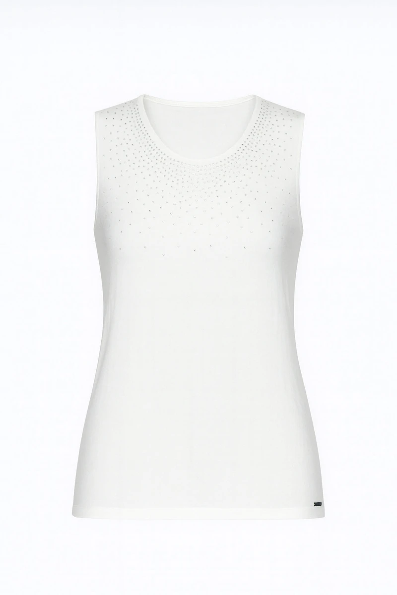 Le pull en maille orné