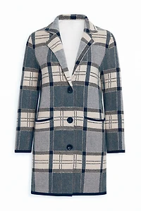 Le manteau-cardigan à carreaux