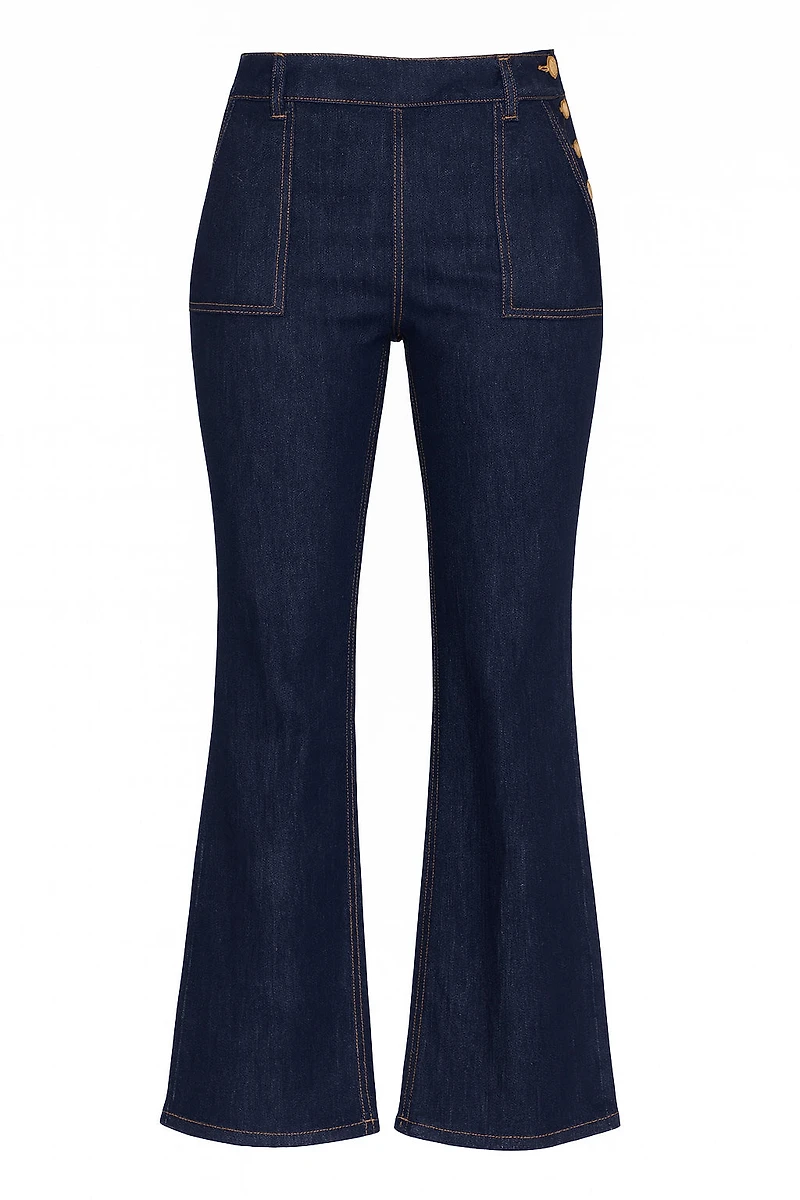 Le jean à jambe évasé