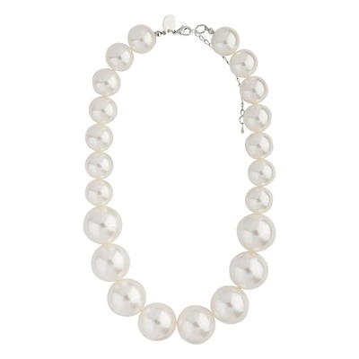 Short Graduating Single Strand Pearl Necklace