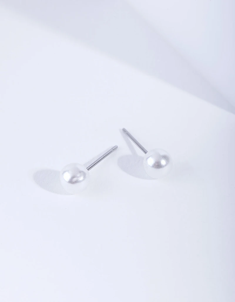 4mm Pearl Stud Earrings