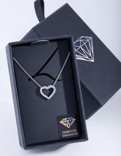 Collier pendentif à cœur ouvert pavé