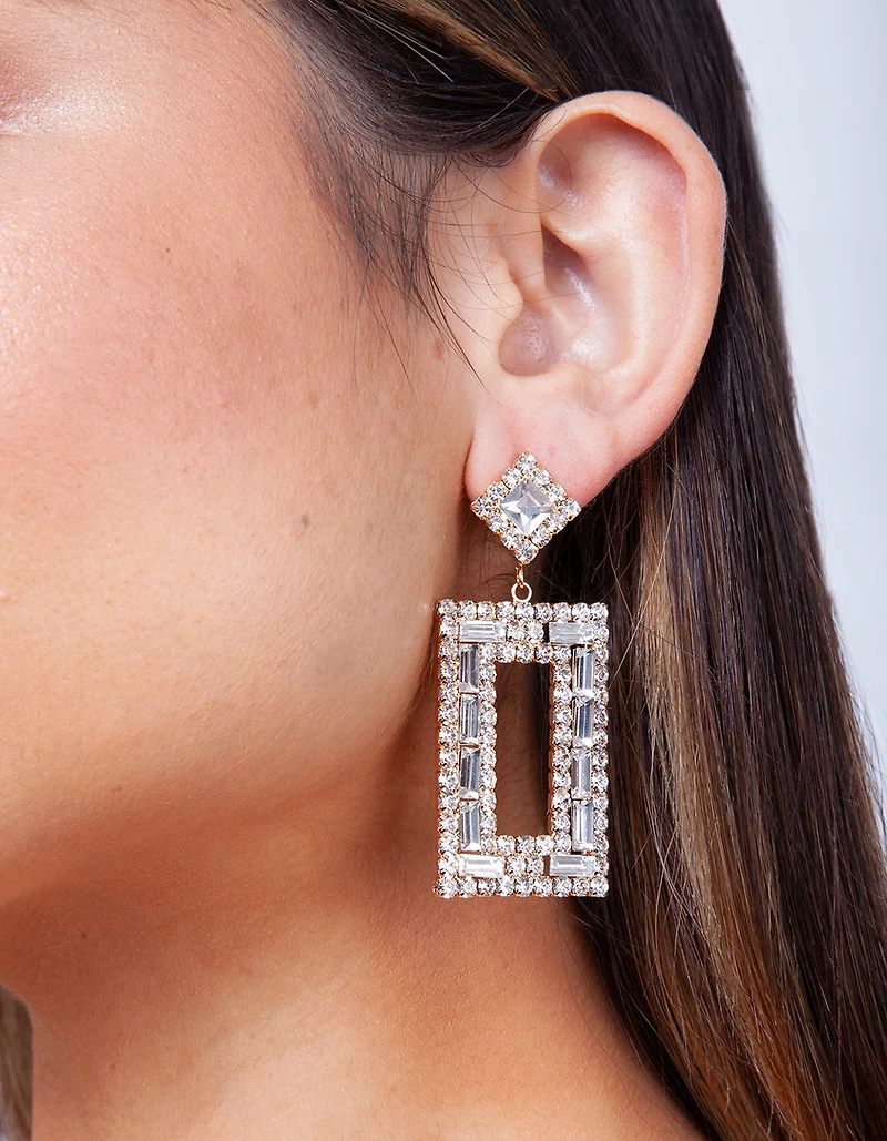 Petites boucles d’oreilles pendantes carrées en diamant
