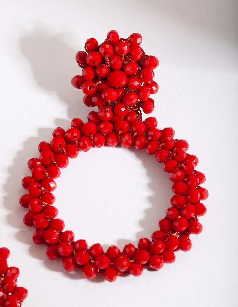Boucles d’oreilles en grappes rouges