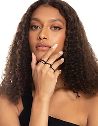 Anneau Torsadé à Cristal Noir Pack de 8