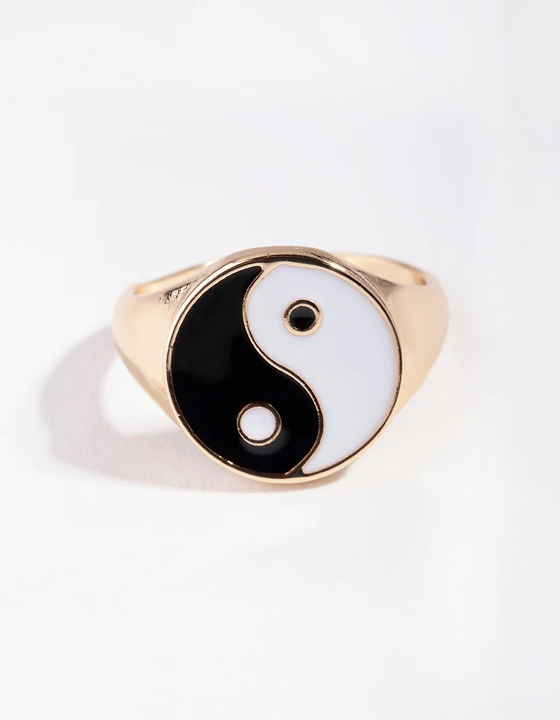 Gold Yin Yang Signet Ring