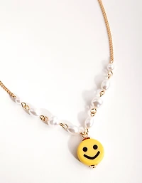 Gold Smiley Pearl Necklace