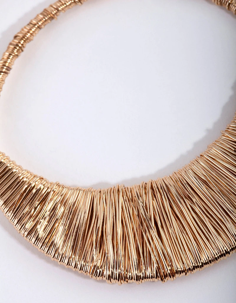 Boucles d’oreilles circulaires en fil d’or