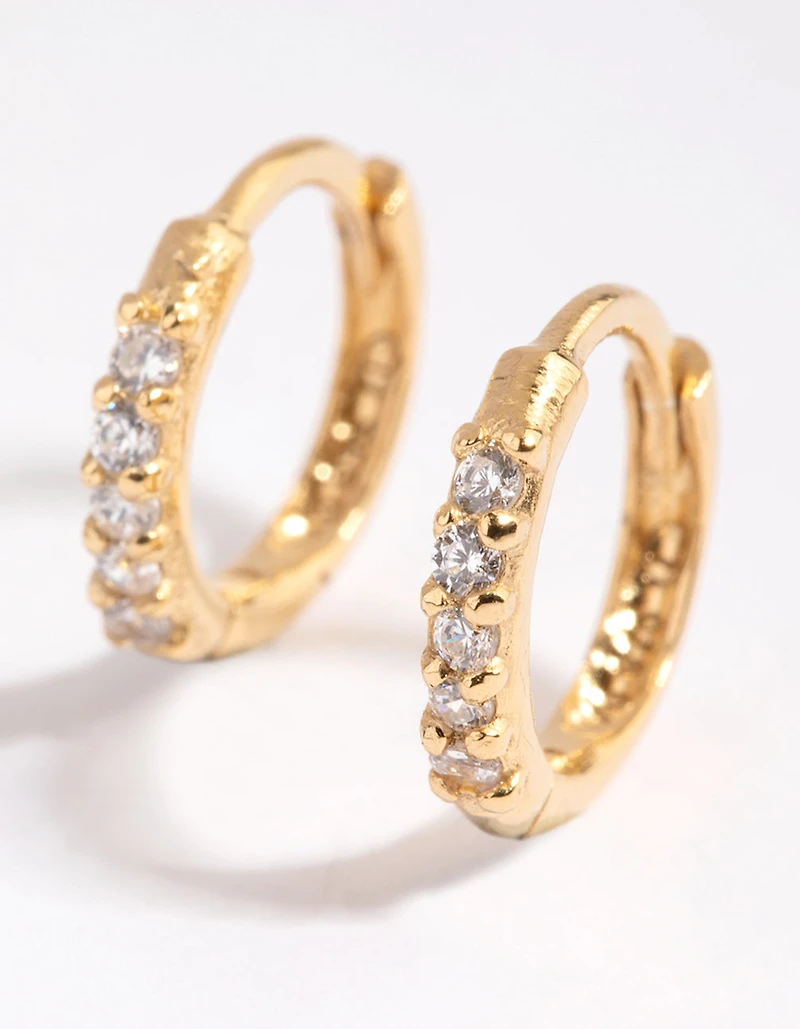 Boucles d’oreilles Huggie en zircone cubique en argent sterling plaqué or