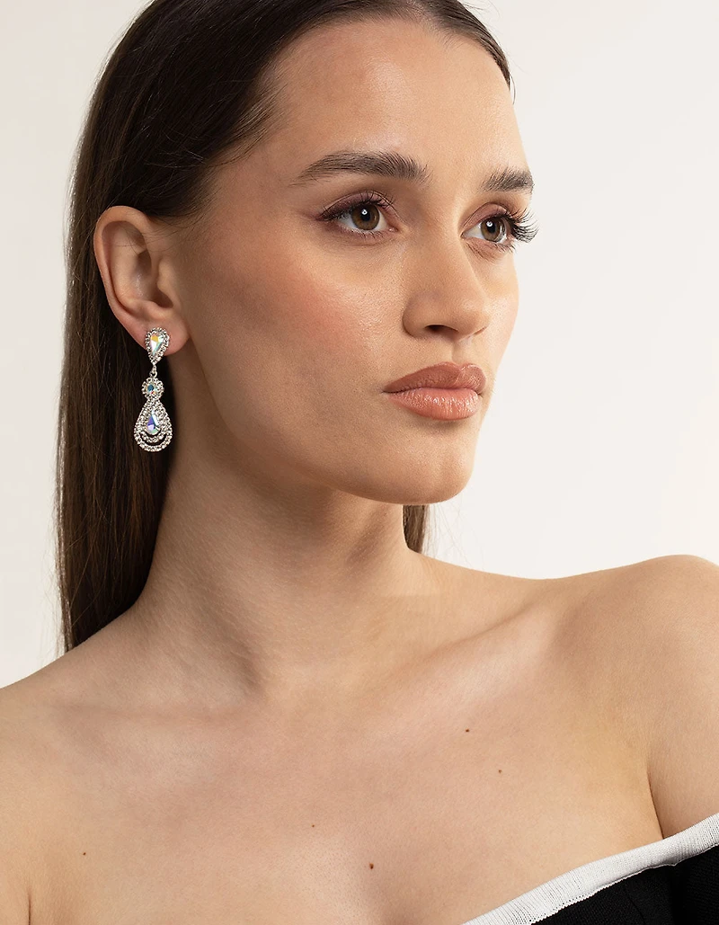 Boucles d’oreilles en forme de goutte d’oreilles en forme de fleur en argent