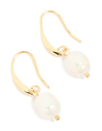 Boucles d’oreilles à crochet moyen en perle d’eau douce plaquées or