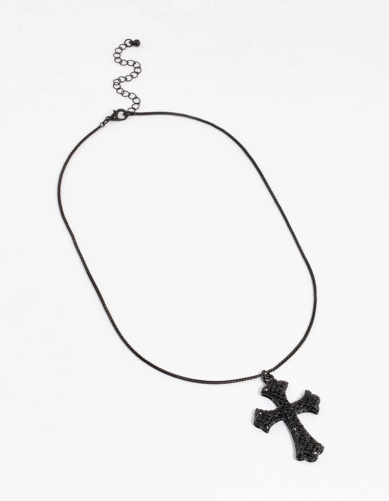 Collier à chaîne noire recouverte de grandes croix en pierre