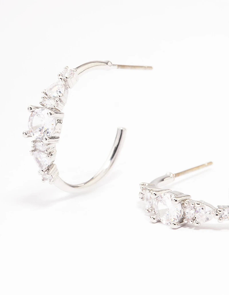 Boucles d’oreilles à arceau en zircone cubique argentée