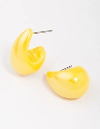 Boucles d’oreilles jaunes iridescentes en forme de goutte d’oreilles Huggie