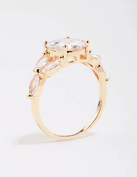 Anneau doré élégant en zircone cubique floral