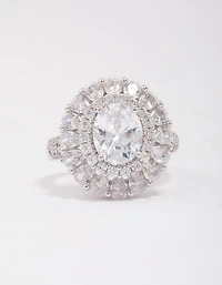 Anneau à cocktail ovale cubique argenté et brillant en zircone