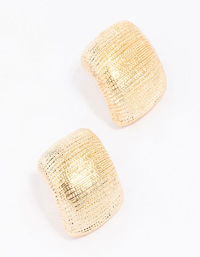 Gold Curved Textured Stud Earrings