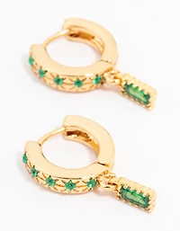 Boucles d’oreilles Huggie Celestial Baguette en émeraude plaquées or