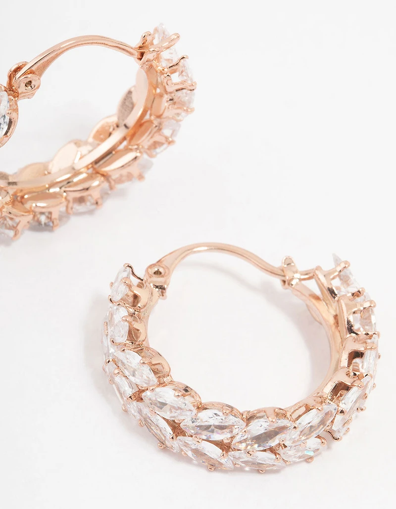 Boucles d'oreilles créoles marquise à chevrons en zircon cubique plaqué or rose